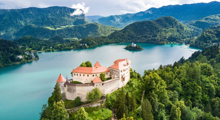 Visite privée de Bled - La Perle des Alpes depuis Ljubljana Fournie par Ursa Svegel