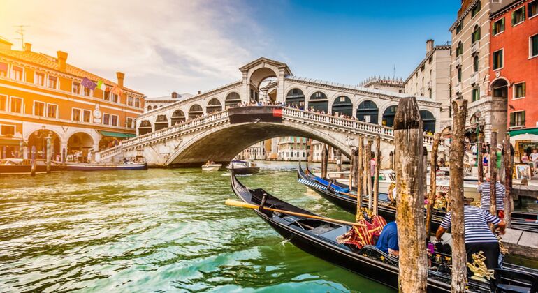 Tour privato a Venezia, la città dell'amore da Lubiana Fornito da Ursa Svegel