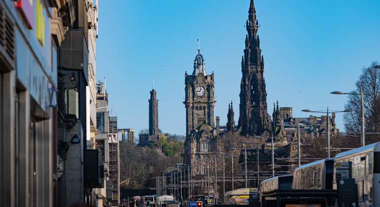 Essential Edinburgh Free Tour: Historic Center, Scotland