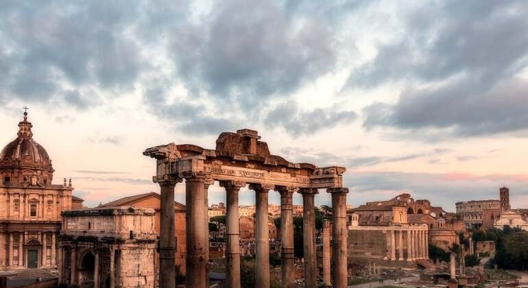 Foros Imperiales y Coliseo Romano Visita gratuita Operado por Fátima y Guillermo