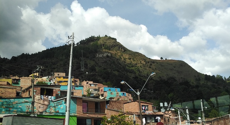 Tour no telhado de Medellín Organizado por Juan Restrepo