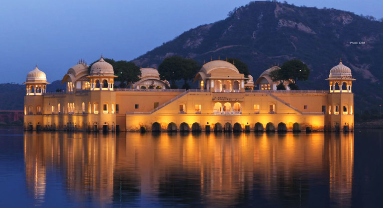 Ganztägige Jaipur Tour: Amber Fort & Stadtpalast Bereitgestellt von Memorable India Journeys Pvt. Ltd.