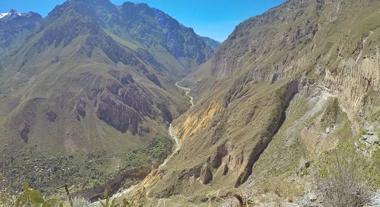 Excursión de un día al Valle del Colca desde Arequipa Operado por AREQUIPA TOUR