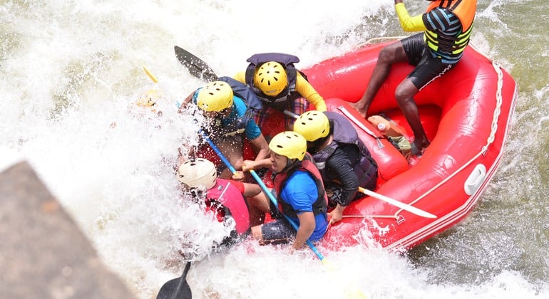 Excursión de rafting y barranquismo en Kitulgala desde Kandy