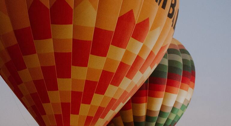 sunrise-balloon-ride-over-luxor-en-4