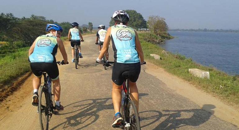 Circuit cycliste des ruines de Polonnaruwa au départ de Polonnaruwa, Sri Lanka