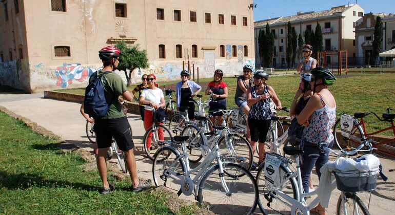 Tour in bicicletta dell'Antimafia a Palermo, Italy