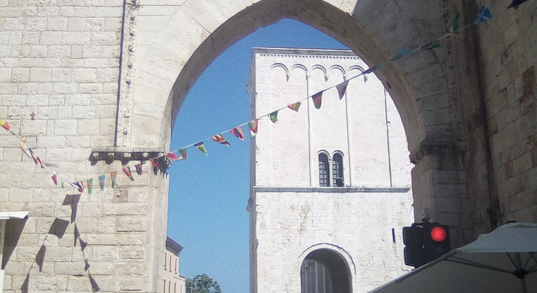 Visite de la ville médiévale de Bari, Italy