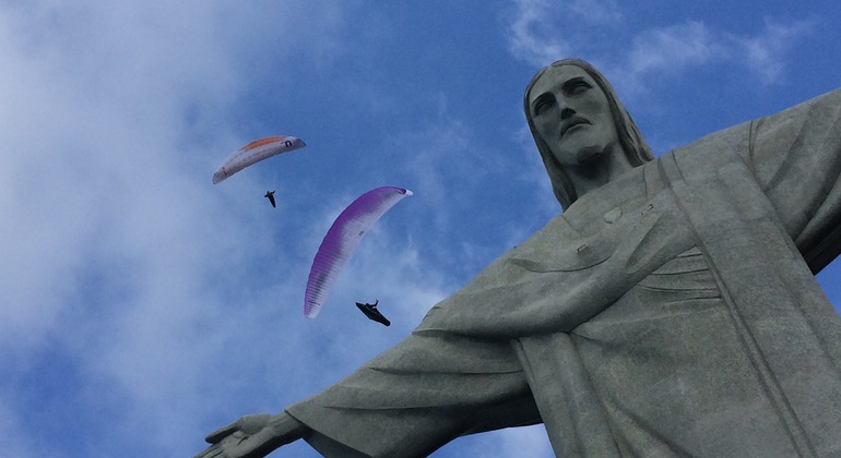 Excursão de dia inteiro : Corcovado, Pão de Açúcar e Centro de ônibus Organizado por Guided Tour In Rio