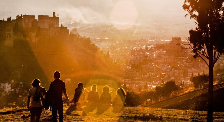 Tour Atardecer por Albaicín & Sacromonte