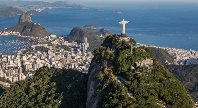 Tour Privado à Medida do Rio Organizado por Carioca Tropical Tour Operator