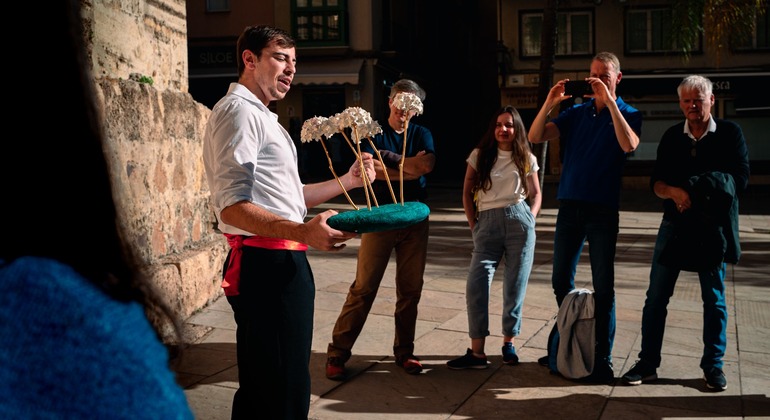 free-theatrical-tour-malaga-comes-to-life-en-2