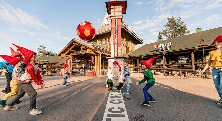 Escursione al Villaggio di Babbo Natale con foto, certificato e pranzo