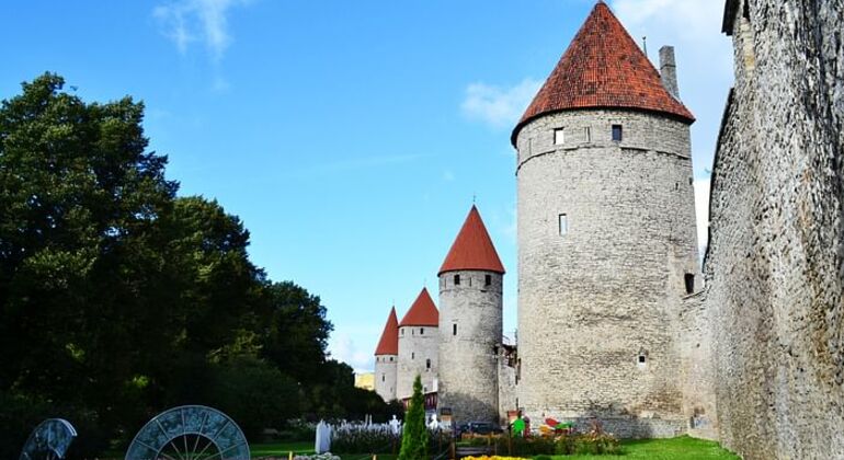 Tallinn Old Town Walking Tour: The Culture & History Provided by Helsinki Tour