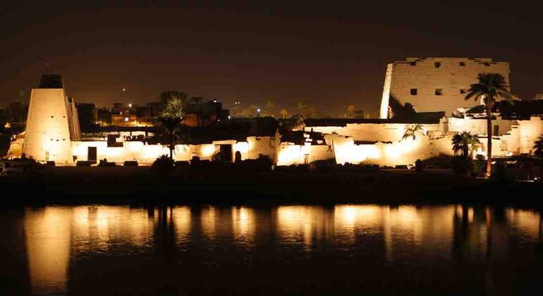 Espectáculo de som e luz de Karnak