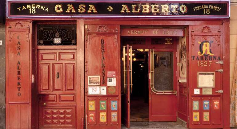 Visite gratuite des tavernes du centenaire de Madrid Fournie par Un gato en Madrid