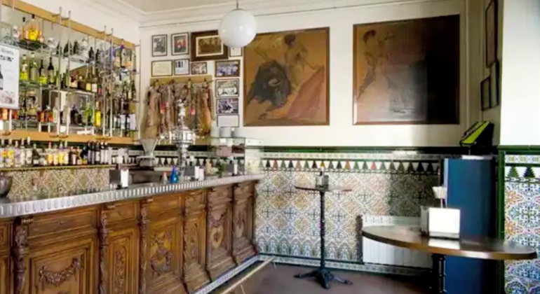 Free Tour Centenary Taverns of Madrid Spain &mdash; #9