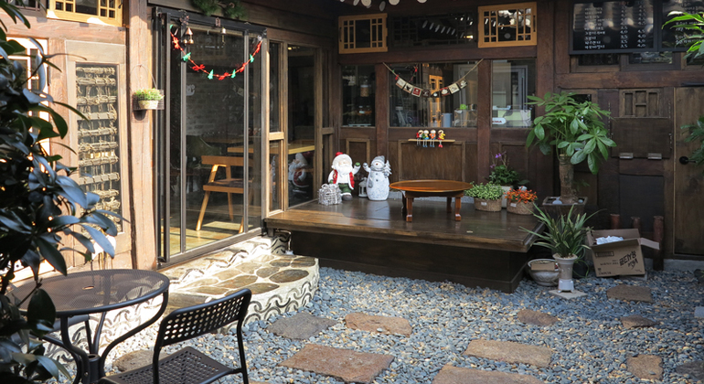 Seúl Auténtico Free Tour: Vida local e historia Corea del Sur — #5