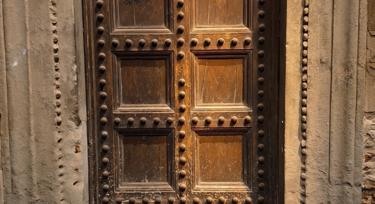 Visita guiada gratuita à Florença Medieval e Proibida: O Guardião do Portão Itália &mdash; #16