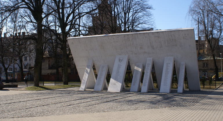 Visita guiada à história judaica em Riga Letónia — #1