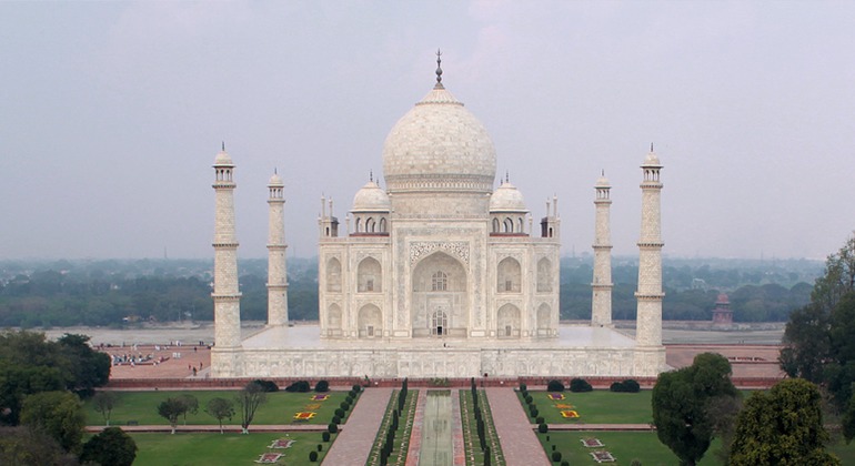 Taj Mahal Day Trip