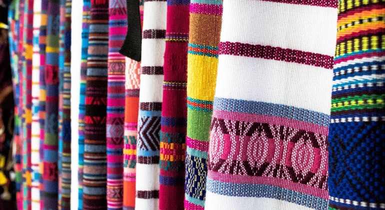 Recorrido por las tiendas de productos guatemaltecos de Antigua Guatemala &mdash; #5