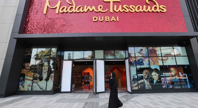 Madame Tussauds Dubai Com transfer
