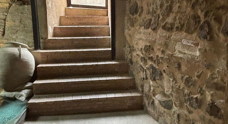 Free-Tour--Leyendas-Subterraneos-e-Historia-18