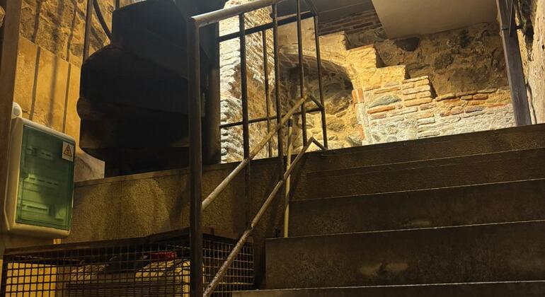 Free-Tour--Leyendas-Subterraneos-e-Historia-20