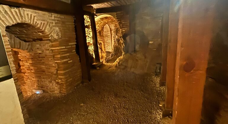 Free-Tour--Leyendas-Subterraneos-e-Historia-25