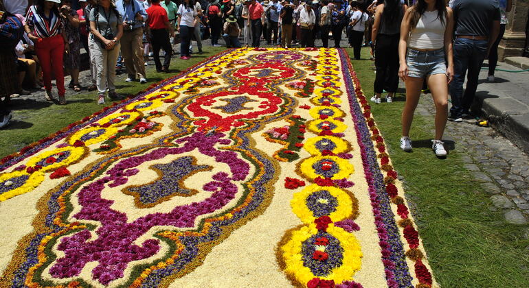 towns-around-antigua-in-a-chicken-bus-es-5