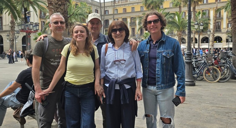 sagrada-familia-and-modernisme-free-tour-en-13