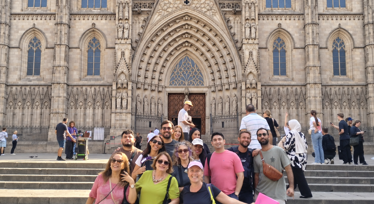 sagrada-familia-and-modernisme-free-tour-en-7