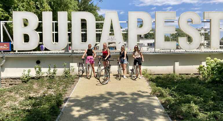Passeio de bicicleta gratuito em Budapeste Organizado por E-Magine Rides Budapest 