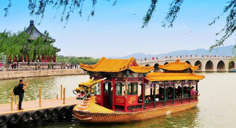 Half Day Private Tour of Summer Palace & Boat Cruise China — #1