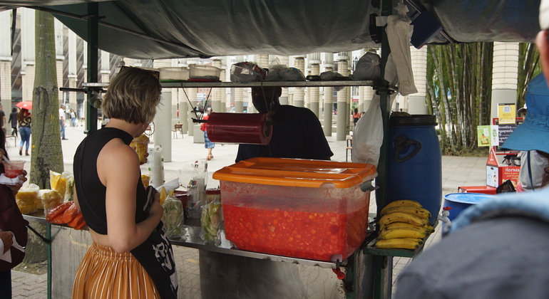 Recorrido gratuito por el centro histórico de Medellín Colombia — #19