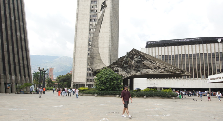 Recorrido gratuito por el centro histórico de Medellín Colombia — #20