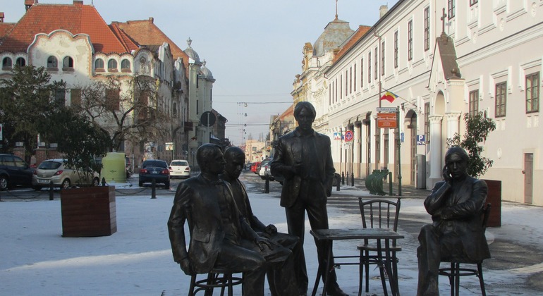 Passeio a pé por Oradea, Romania