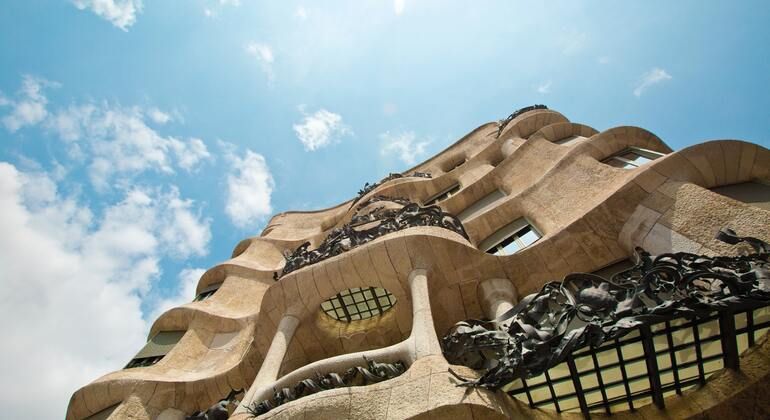 the-genius-of-gaudi-sagrada-familia-and-modernisme-veeps-tour-en-5