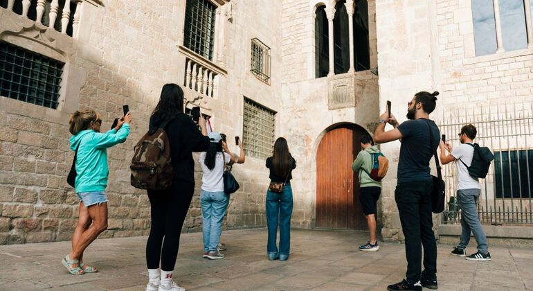 Visita guiada gratuita em Barcelona: Bairro Gótico com Realidade Aumentada Organizado por HL Comedy Tours