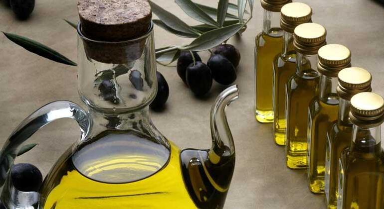 Olivenölverkostung und Frühstück in Cordoba