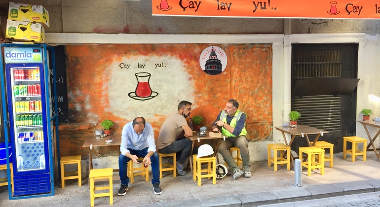 Tour por la Ciudad Moderna de Estambul: Taksim a Galata con Pasaje Turquía — #12