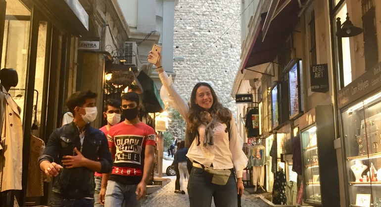 Tour por la Ciudad Moderna de Estambul: Taksim a Galata con Pasaje Turquía — #20
