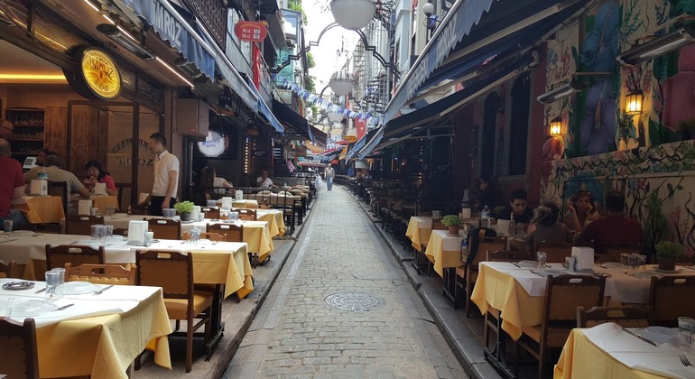 Tour por la Ciudad Moderna de Estambul: Taksim a Galata con Pasaje Turquía — #15