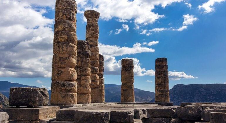 delphi-one-day-trip-from-athens-summer-es-4