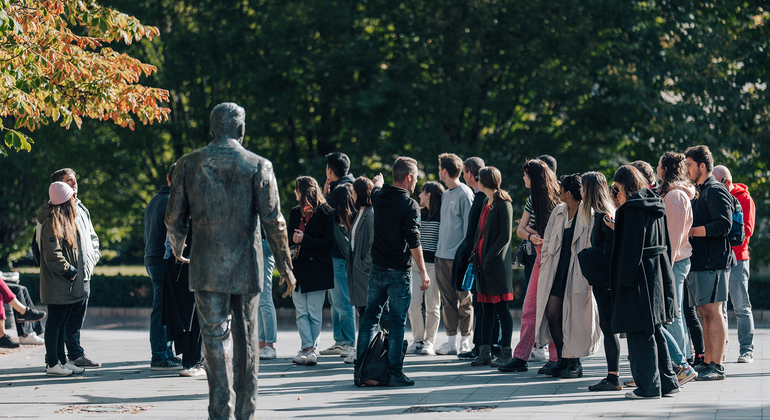 all-around-budapest-free-walking-tour-es-2