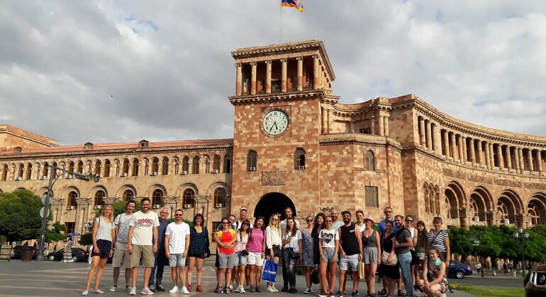 Yerevan Free Walking Tour  Organizado por Yerevan Free Walking Tours