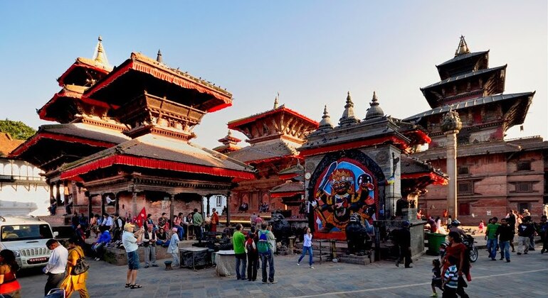 Excursão a pé pelo património de Katmandu Organizado por Prabin Bati