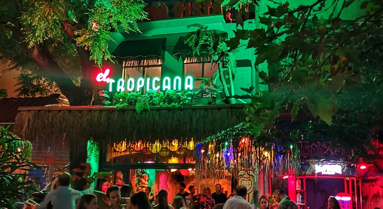 Tour a piedi della notte ateniese Grecia — #5