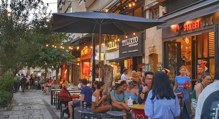 Tour a piedi della notte ateniese Grecia — #9